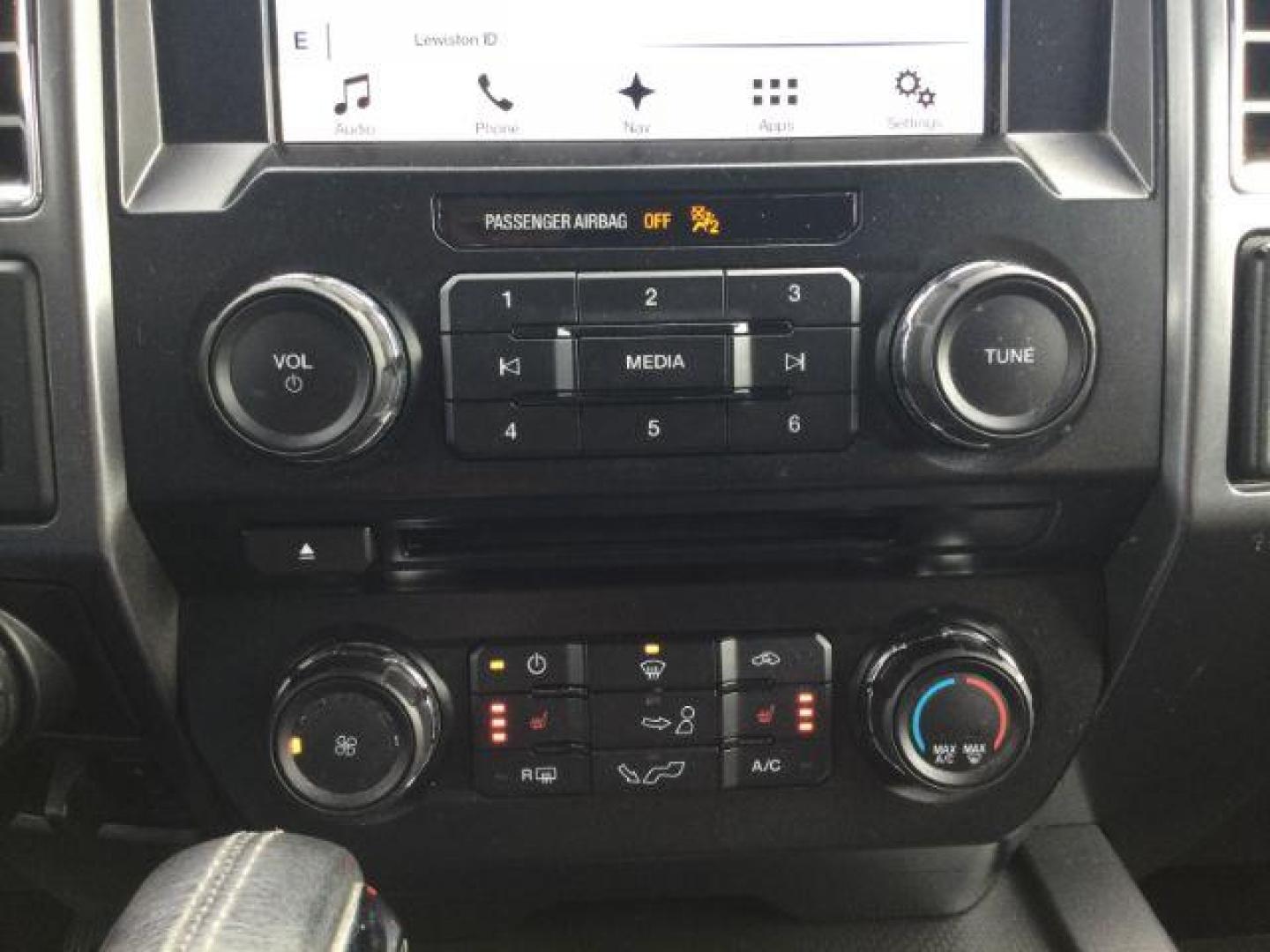 2016 Race Red /Black Ford F 150 Crew Cab 4x4 XLT (1FTEW1EG9GK) with an EcoBoost 3.5L V-6 gasoline direct injection engine, 6-Speed Automatic transmission, located at 1801 Main Street, Lewiston, 83501, (208) 743-9371, 46.417065, -117.004799 - Photo#17