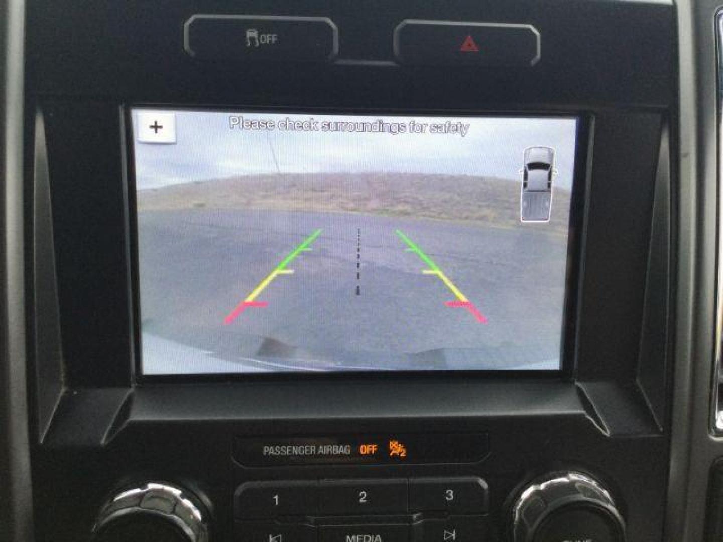 2016 Oxford White /Medium Earth Gray Ford F-150 XLT SuperCrew 6.5ft bed 4WD (1FTFW1EG4GK) with an EcoBoost 3.5L V-6 gasoline direct injection engine, 6-Speed Automatic transmission, located at 1801 Main Street, Lewiston, 83501, (208) 743-9371, 46.417065, -117.004799 - Photo#14