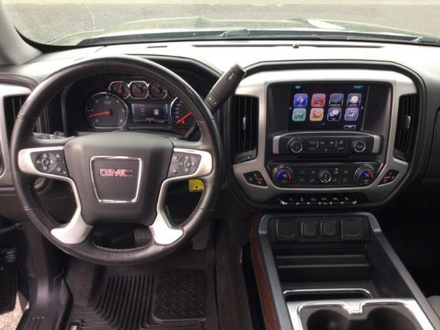 2018 Dark Slate Metallic /Jet Black GMC Sierra 1500 SLT (3GTU2NEC0JG) with an 5.3L V8 engine, 8-Speed Automatic transmission, located at 1801 Main Street, Lewiston, 83501, (208) 743-9371, 46.417065, -117.004799 - Photo#6