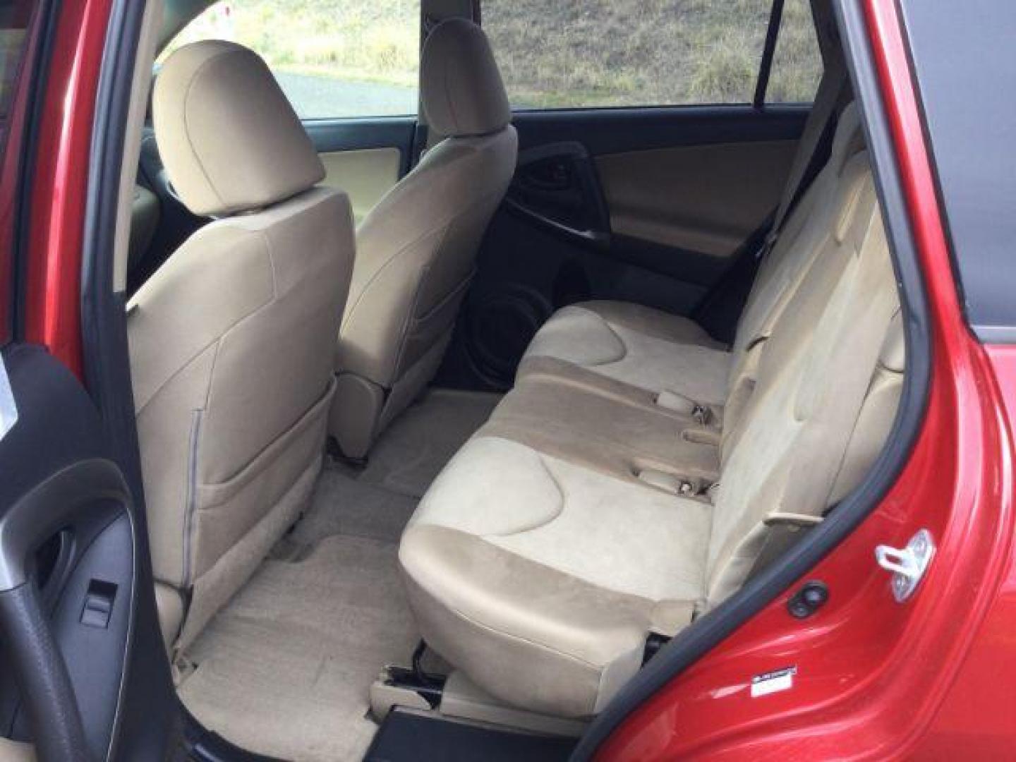 2009 RED /Beige Cloth Toyota RAV4 4WD (JTMBF33V59D) with an 2.5 4cyl engine, 4 speed Automatic transmission, located at 1801 Main Street, Lewiston, 83501, (208) 743-9371, 46.417065, -117.004799 - Photo#17