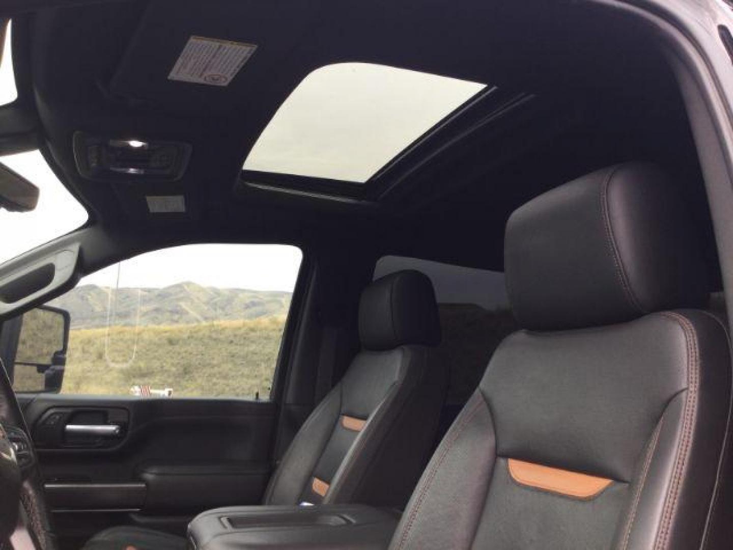 2021 Onyx Black /Jet Black w/Kalahari Accents GMC Sierra 2500HD 4WD Crew Cab Standard Bed AT4 (1GT49PEY7MF) with an Duramax 6.6L V-8 diesel direct injection engine, 10-speed automatic transmission, located at 1801 Main Street, Lewiston, 83501, (208) 743-9371, 46.417065, -117.004799 - Photo#18