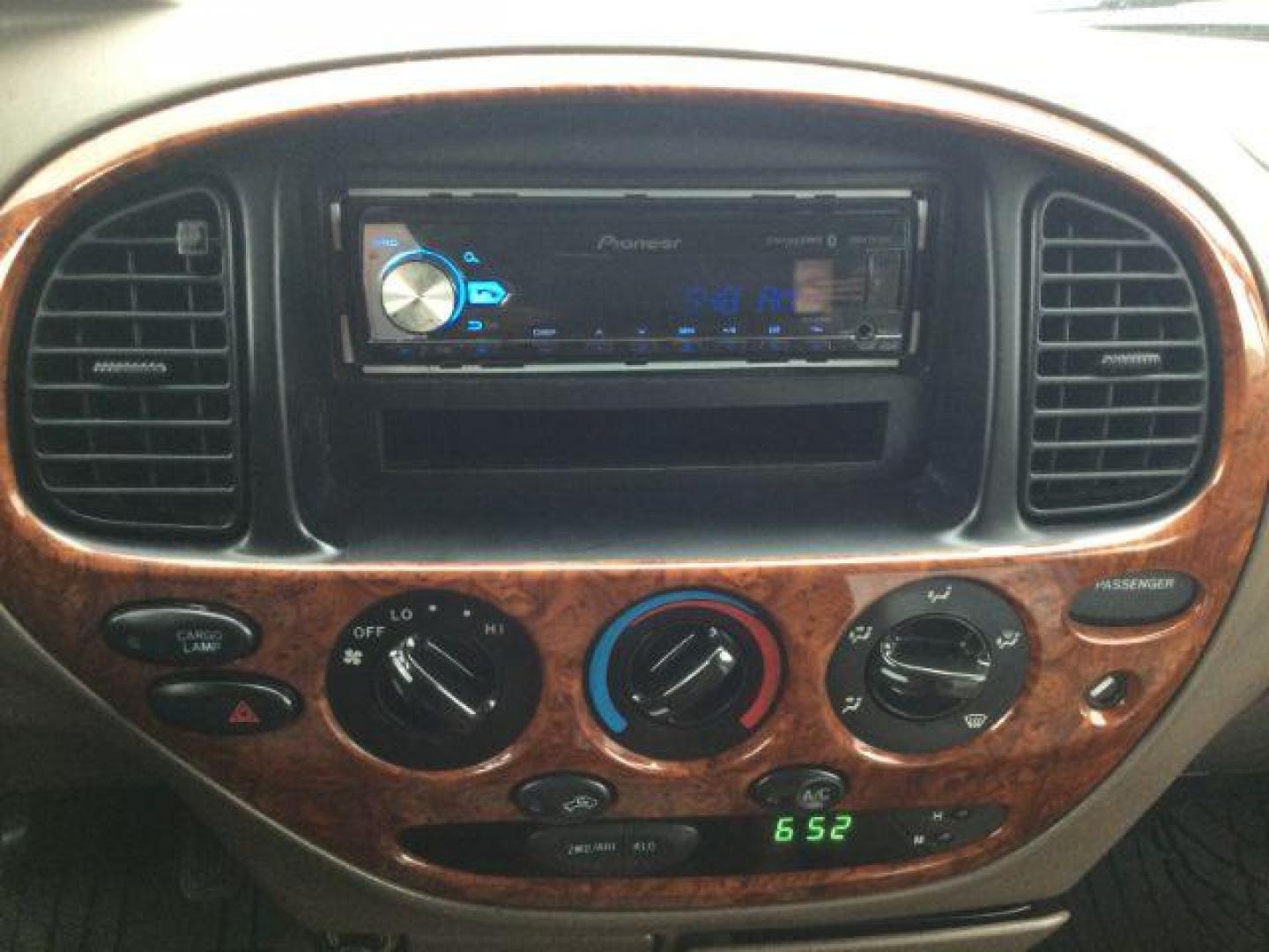 2003 Imperial Jade Mica /Oak Leather Toyota Tundra Limited V8 (5TBBT48163S) with an I-FORCE 4.7L V-8 DOHC engine, 4 speed automatic transmission, located at 1801 Main Street, Lewiston, 83501, (208) 743-9371, 46.417065, -117.004799 - Photo#18