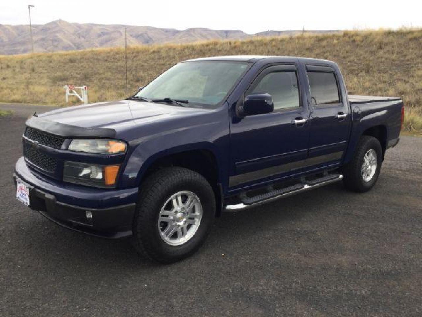 2012 Deep Navy /Ebony Chevrolet Colorado 1LT (1GCHTCFE0C8) with an 3.7L I-5 DOHC engine, Automatic, 4-Spd w/Overdrive transmission, located at 1801 Main Street, Lewiston, 83501, (208) 743-9371, 46.417065, -117.004799 - Photo#0