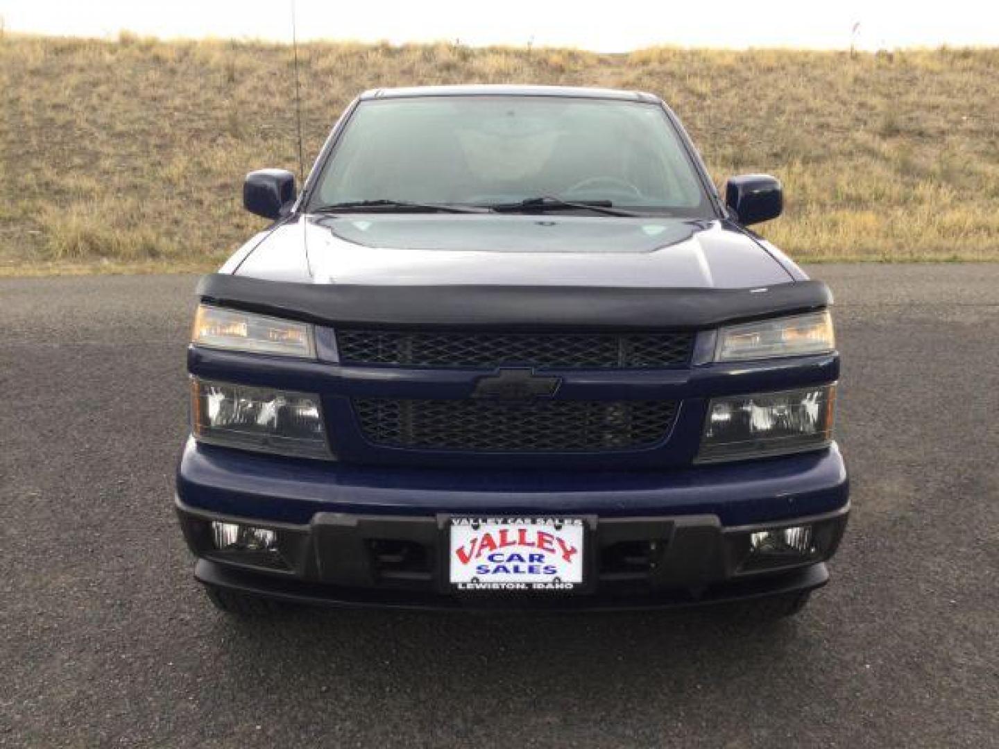 2012 Deep Navy /Ebony Chevrolet Colorado 1LT (1GCHTCFE0C8) with an 3.7L I-5 DOHC engine, Automatic, 4-Spd w/Overdrive transmission, located at 1801 Main Street, Lewiston, 83501, (208) 743-9371, 46.417065, -117.004799 - Photo#16