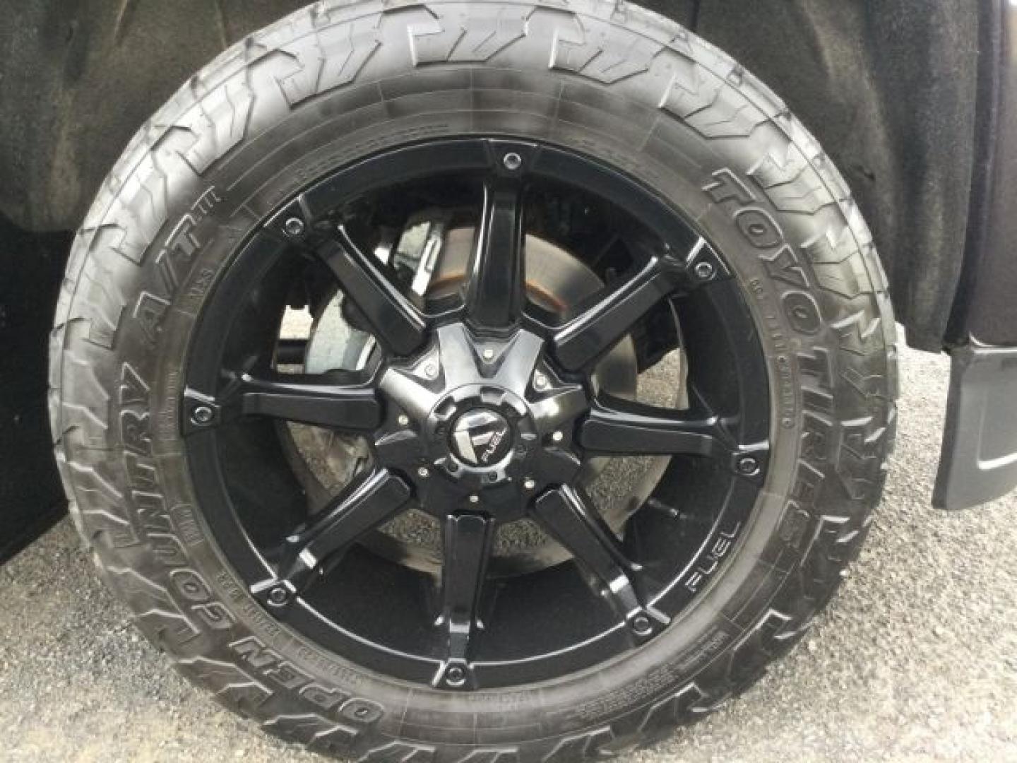 2015 Iridium Metallic /Dark Ash/Jet Black GMC 3500 Crew 4x4 SLT (1GT423C85FF) with an 6.6L V8 OHV 32V TURBO DIESEL engine, 6-Speed Automatic transmission, located at 1801 Main Street, Lewiston, 83501, (208) 743-9371, 46.417065, -117.004799- Photo#15