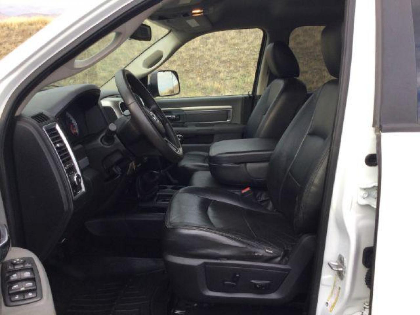 2013 Bright White Clearcoat /Diesel Gray/Black RAM 3500 SLT Crew Cab LWB 4WD (3C63R3HL8DG) with an 6.7L L6 OHV 24V TURBO DIESEL engine, 6-Speed Manual Transmission transmission, located at 1801 Main Street, Lewiston, 83501, (208) 743-9371, 46.417065, -117.004799 - Photo#3