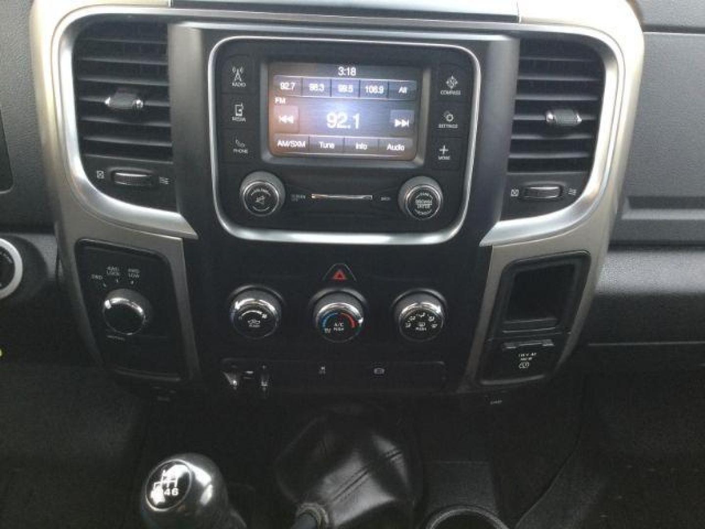 2013 Bright White Clearcoat /Diesel Gray/Black RAM 3500 SLT Crew Cab LWB 4WD (3C63R3HL8DG) with an 6.7L L6 OHV 24V TURBO DIESEL engine, 6-Speed Manual Transmission transmission, located at 1801 Main Street, Lewiston, 83501, (208) 743-9371, 46.417065, -117.004799 - Photo#17