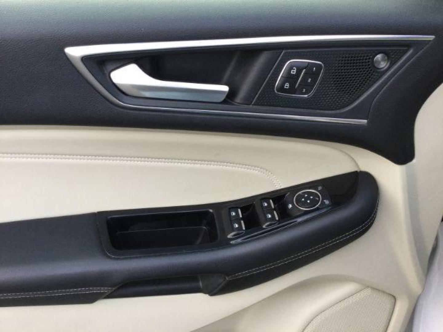 2019 White Platinum Tri-Coat Metallic /Ceramic, premium leather Ford Edge Titanium AWD (2FMPK4K98KB) with an 2.0L L4 DOHC 16V engine, 8-Speed Automatic transmission, located at 1801 Main Street, Lewiston, 83501, (208) 743-9371, 46.417065, -117.004799 - Photo#15