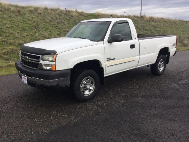 photo of 2006 Chevrolet Silverado 2500HD LT Regular Cab 4x4
