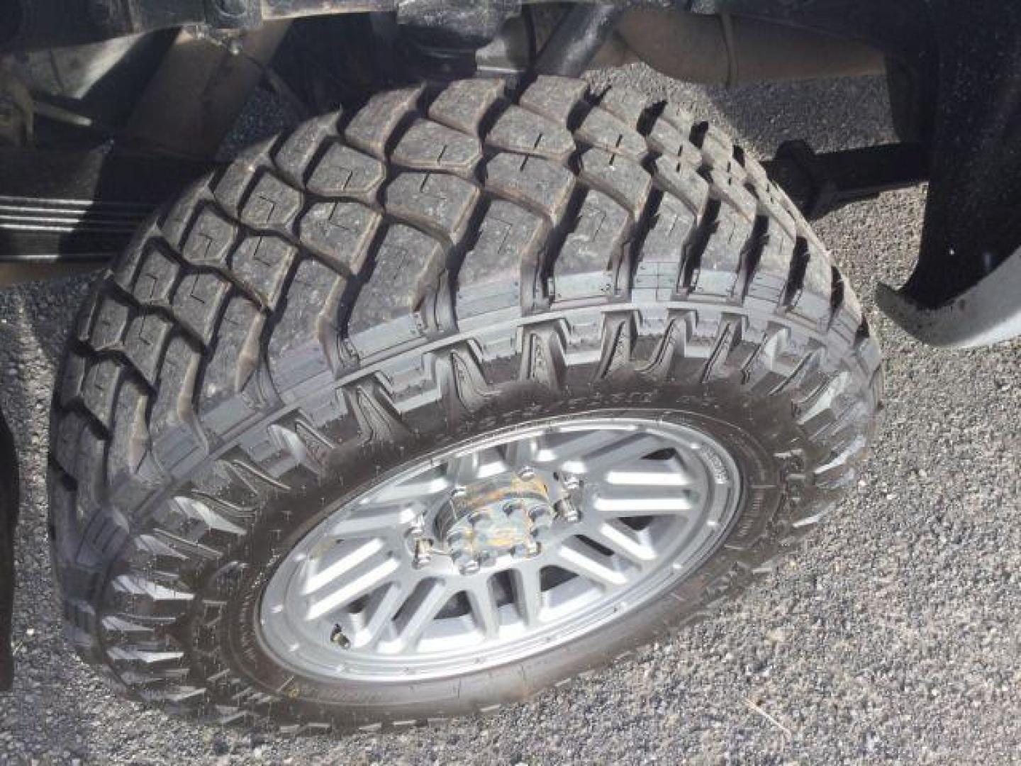 2012 Silver Ice Metallic /Ebony Chevrolet Silverado 2500HD LTZ (1GC1KYE82CF) with an Duramax 6.6L V-8 diesel direct injection engine, 6-Speed Automatic transmission, located at 1801 Main Street, Lewiston, 83501, (208) 743-9371, 46.417065, -117.004799 - Photo#19