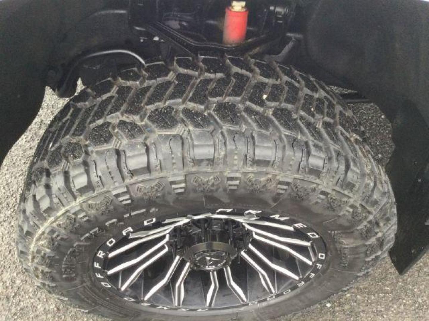 2022 Summit White /Jet Black w/Kalahari Accents GMC Sierra 3500HD 4WD Crew Cab Standard Bed AT4 (1GT49VEY0NF) with an Duramax 6.6L V-8 diesel direct injection engine, 10-speed automatic transmission, located at 1801 Main Street, Lewiston, 83501, (208) 743-9371, 46.417065, -117.004799 - Photo#21