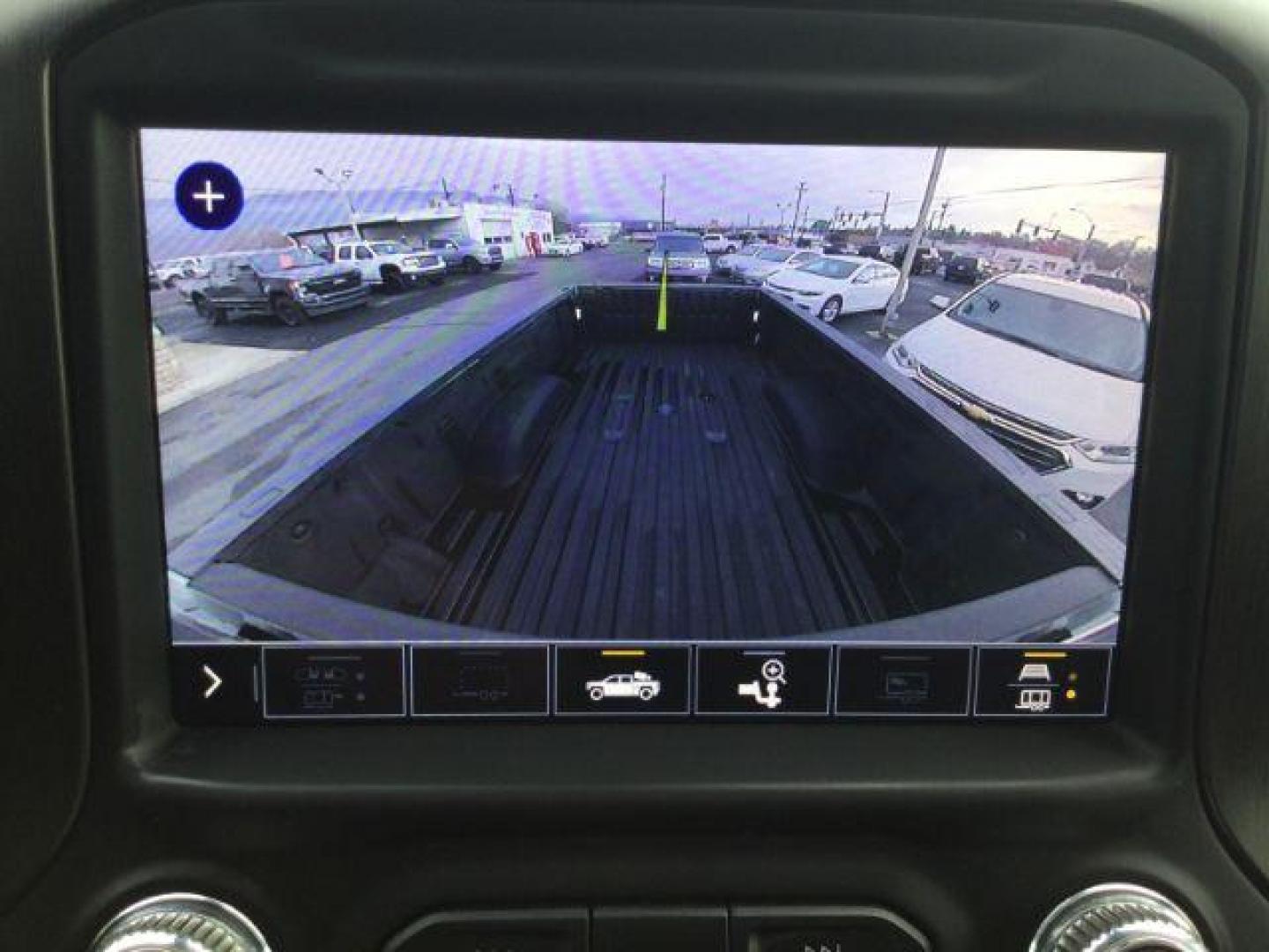 2022 Summit White /Jet Black w/Kalahari Accents GMC Sierra 3500HD 4WD Crew Cab Standard Bed AT4 (1GT49VEY0NF) with an Duramax 6.6L V-8 diesel direct injection engine, 10-speed automatic transmission, located at 1801 Main Street, Lewiston, 83501, (208) 743-9371, 46.417065, -117.004799 - Photo#22