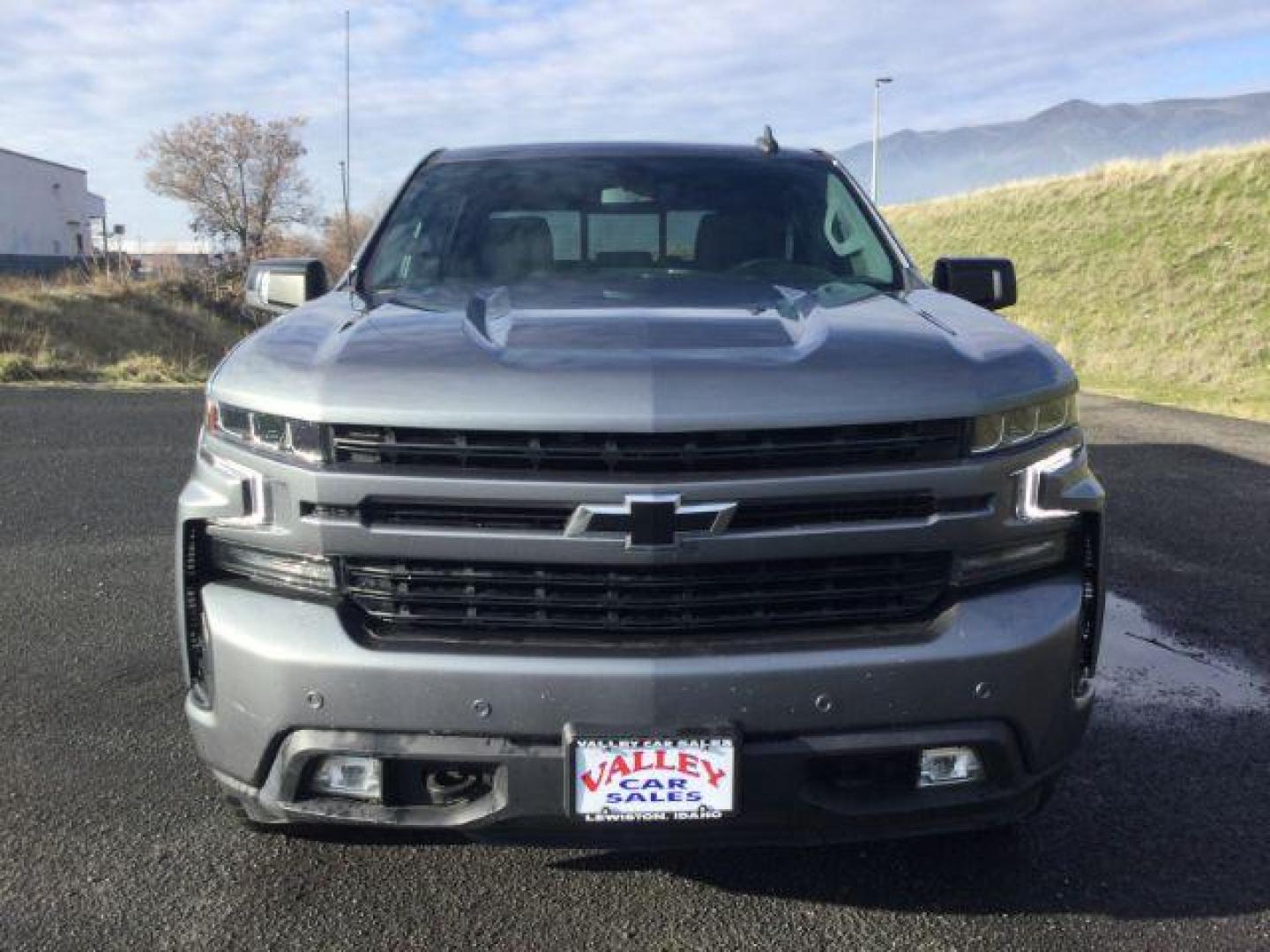 2021 Shadow Gray Metallic /Black Leather Chevrolet Silverado 1500 4WD Crew Cab Standard Bed RST (3GCUYEED8MG) with an EcoTec3 5.3L V-8 gasoline direct injection engine, 8-Speed Automatic transmission, located at 1801 Main Street, Lewiston, 83501, (208) 743-9371, 46.417065, -117.004799 - Photo#14