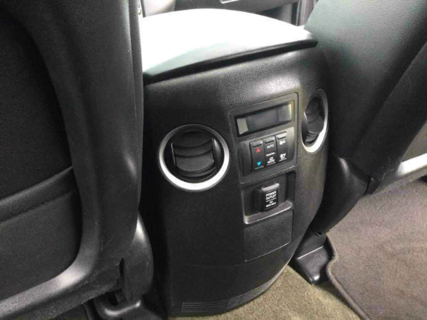 2015 Modern Steel Metallic /Black Honda Pilot EX-L (5FNYF4H79FB) with an 3.5L V-6 i-VTEC VCM variable valve control engine, 5-Speed Automatic transmission, located at 1801 Main Street, Lewiston, 83501, (208) 743-9371, 46.417065, -117.004799 - Photo#15