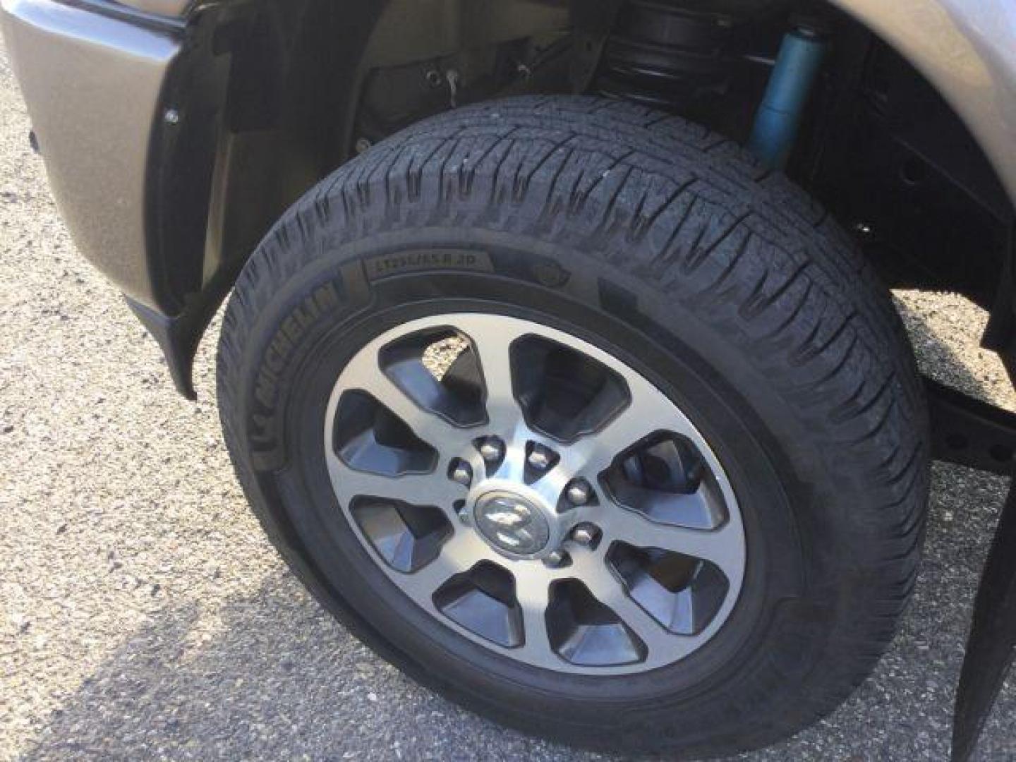 2023 Diamond Black Crystal Pearlcoat /Cattle Tan/Black Ram 2500 Limited Longhorn Crew Cab 4x4 6'4 Box (3C6UR5GLXPG) with an Cummins 6.7L I-6 diesel direct injection engine, 6-SPEED AUTOMATIC transmission, located at 1801 Main Street, Lewiston, 83501, (208) 743-9371, 46.417065, -117.004799 - Photo#22