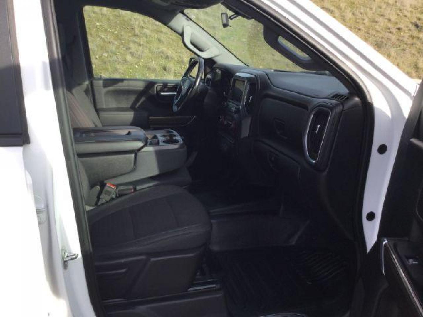 2019 Summit White Chevrolet Silverado 1500 LT (1GCUYDED5KZ) , located at 1801 Main Street, Lewiston, 83501, (208) 743-9371, 46.417065, -117.004799 - Photo#9