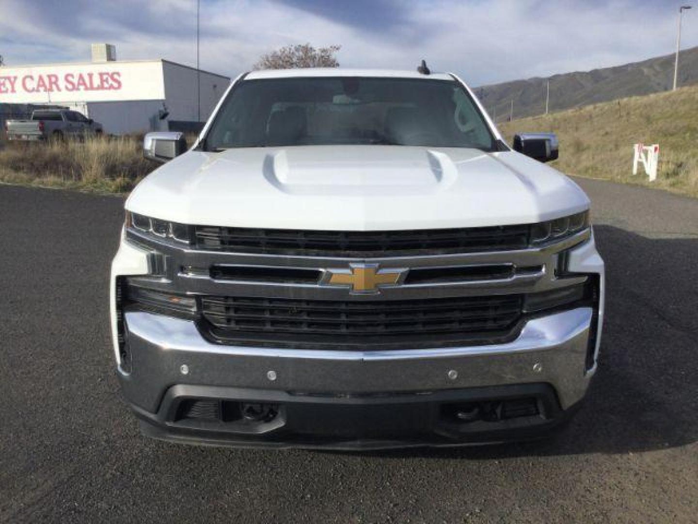 2019 Summit White Chevrolet Silverado 1500 LT (1GCUYDED5KZ) , located at 1801 Main Street, Lewiston, 83501, (208) 743-9371, 46.417065, -117.004799 - Photo#13