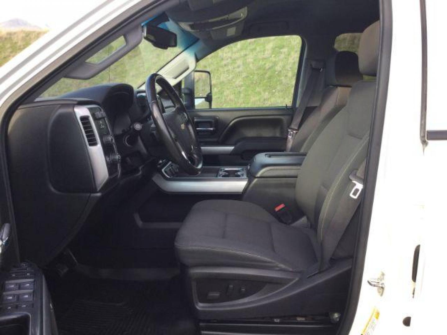 2016 Summit White Chevrolet Silverado 2500HD LT (1GC1KVEG0GF) , located at 1801 Main Street, Lewiston, 83501, (208) 743-9371, 46.417065, -117.004799 - Photo#3