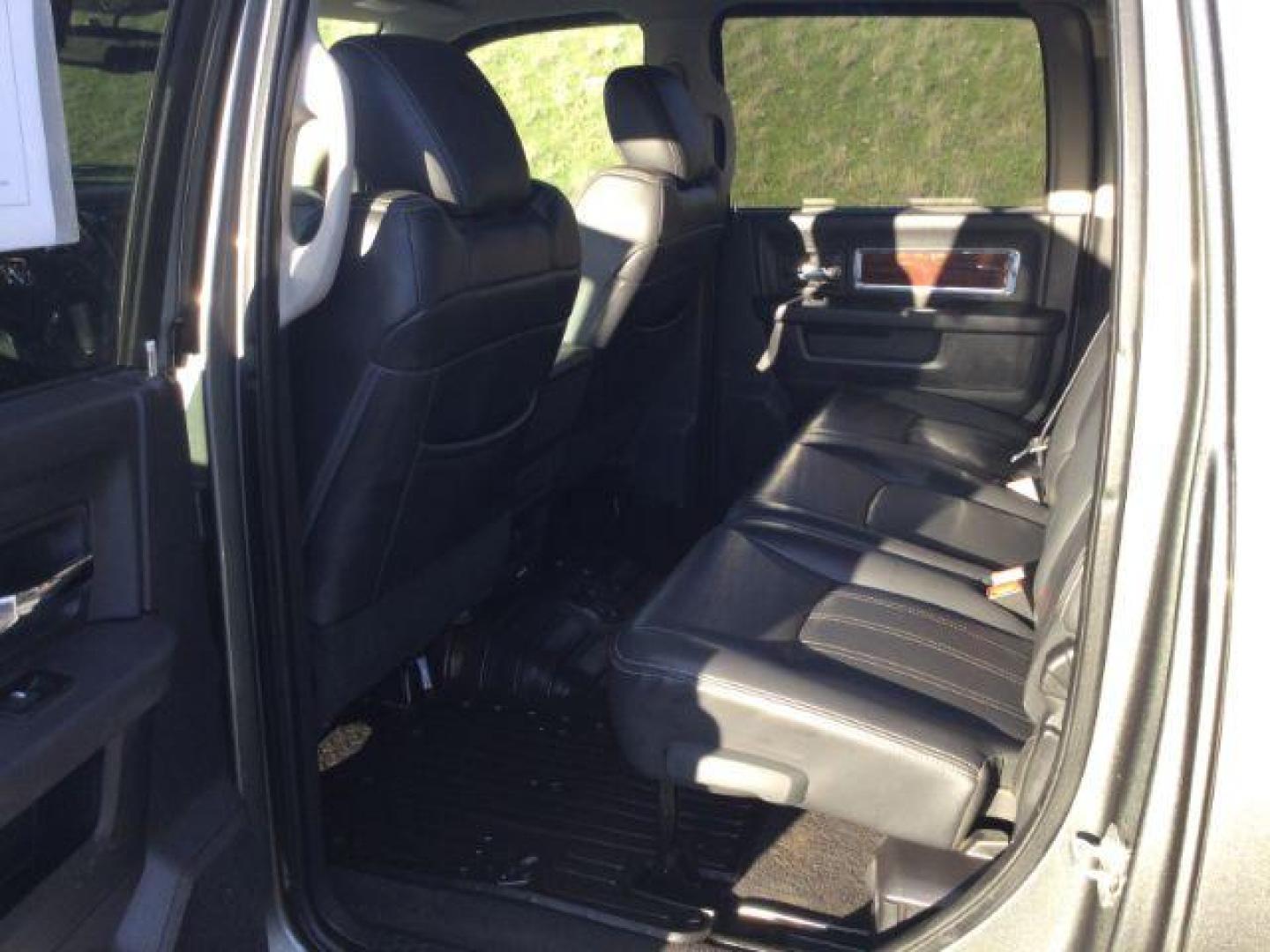 2012 Mineral Gray Metallic Clearcoat /Black Leather Ram 2500 Laramie (3C6UD5NL1CG) with an Cummins 6.7L I-6 diesel direct injection engine, 6-Speed Automatic transmission, located at 1801 Main Street, Lewiston, 83501, (208) 743-9371, 46.417065, -117.004799 - Photo#3