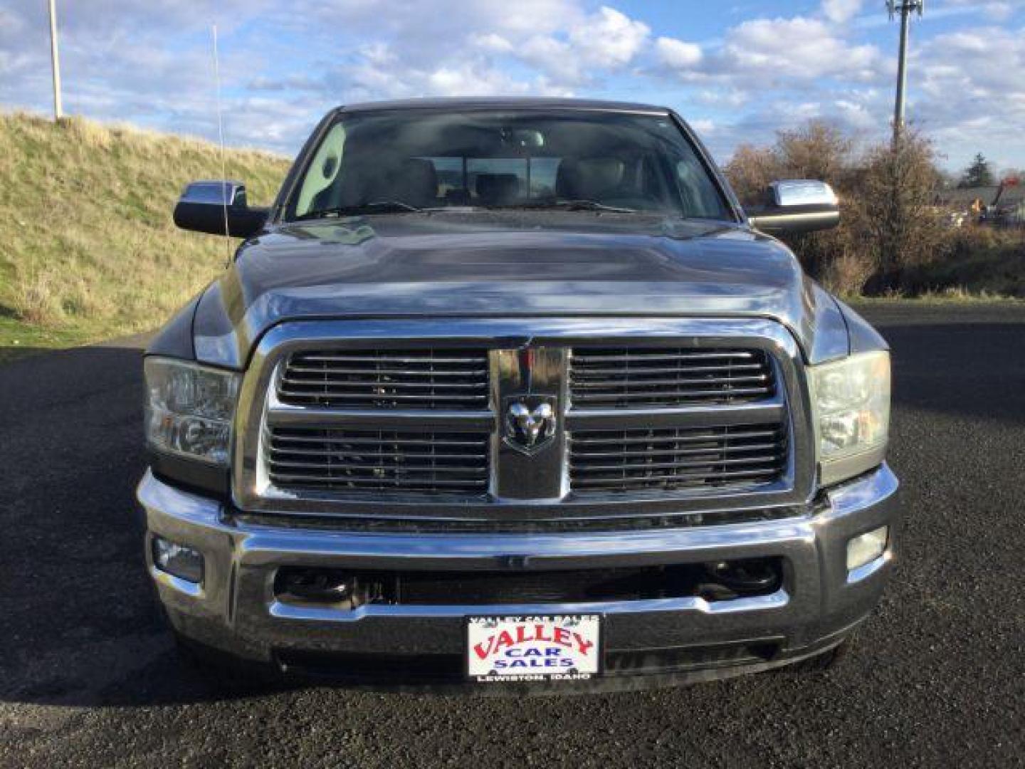 2012 Mineral Gray Metallic Clearcoat /Black Leather Ram 2500 Laramie (3C6UD5NL1CG) with an Cummins 6.7L I-6 diesel direct injection engine, 6-Speed Automatic transmission, located at 1801 Main Street, Lewiston, 83501, (208) 743-9371, 46.417065, -117.004799 - Photo#9