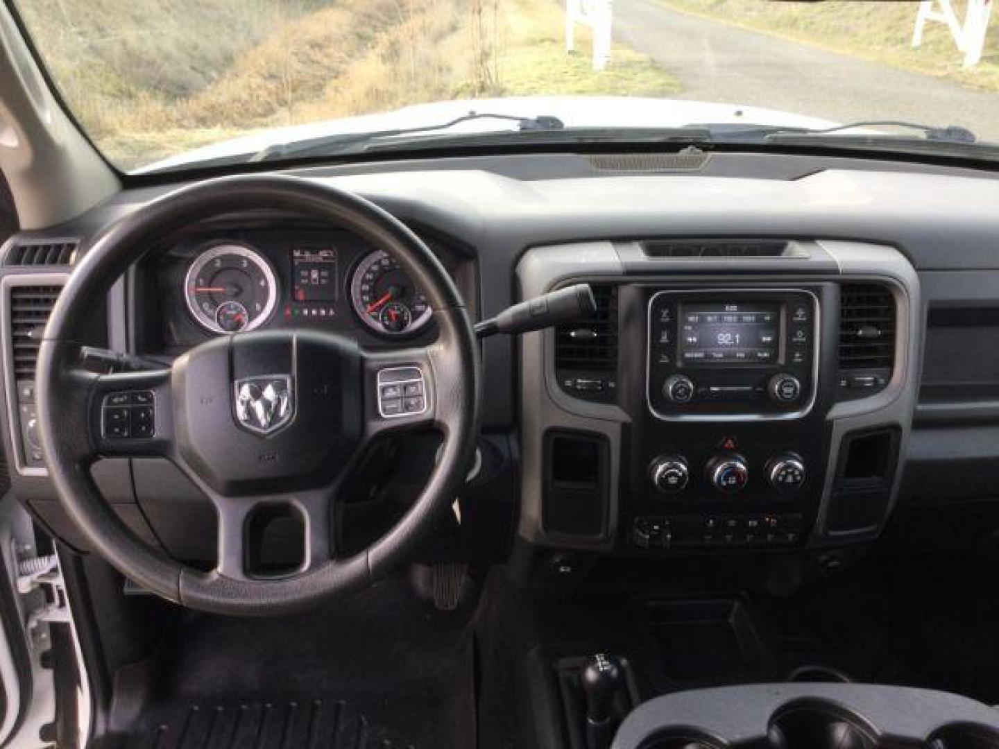 2015 Bright White Clearcoat /Diesel Gray/Black Ram 2500 Tradesman (3C6UR5HLXFG) with an Cummins 6.7L I-6 diesel direct injection engine, 6-Speed Automatic transmission, located at 1801 Main Street, Lewiston, 83501, (208) 743-9371, 46.417065, -117.004799 - Photo#6