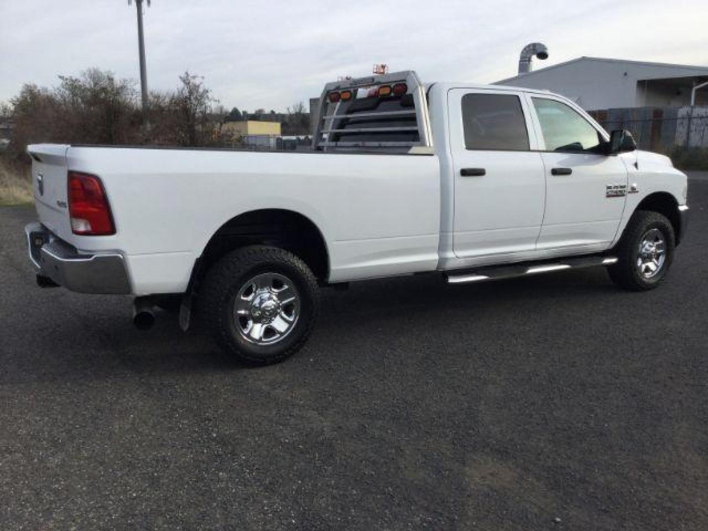 2015 Bright White Clearcoat /Diesel Gray/Black Ram 2500 Tradesman (3C6UR5HLXFG) with an Cummins 6.7L I-6 diesel direct injection engine, 6-Speed Automatic transmission, located at 1801 Main Street, Lewiston, 83501, (208) 743-9371, 46.417065, -117.004799 - Photo#11