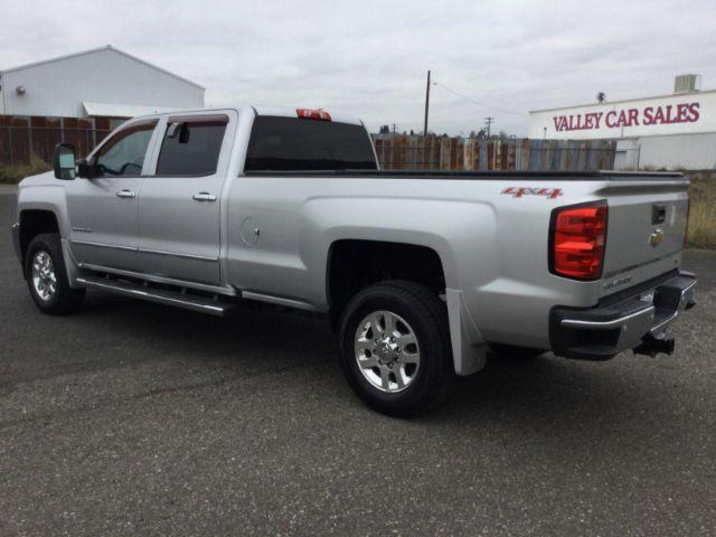 2015 Silver Ice Metallic /Jet Black Chevrolet Silverado 3500HD LTZ (1GC4K0C83FF) with an 6.6L V8 OHV 32V TURBO DIESEL engine, 6-Speed Automatic transmission, located at 1801 Main Street, Lewiston, 83501, (208) 743-9371, 46.417065, -117.004799 - Photo#2