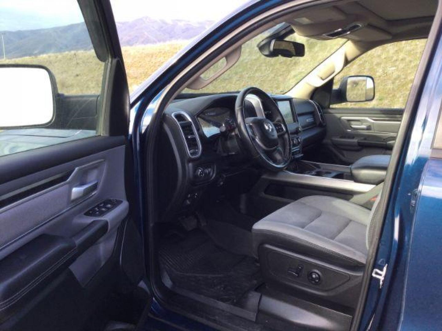 2019 Patriot Blue Pearlcoat /Diesel Gray/Black Ram 1500 Big Horn/Lone Star Crew Cab 4x4 5'7 Box (1C6SRFFT6KN) with an HEMI 5.7L V-8 variable valve control engine, 8-Speed Automatic transmission, located at 1801 Main Street, Lewiston, 83501, (208) 743-9371, 46.417065, -117.004799 - Photo#11