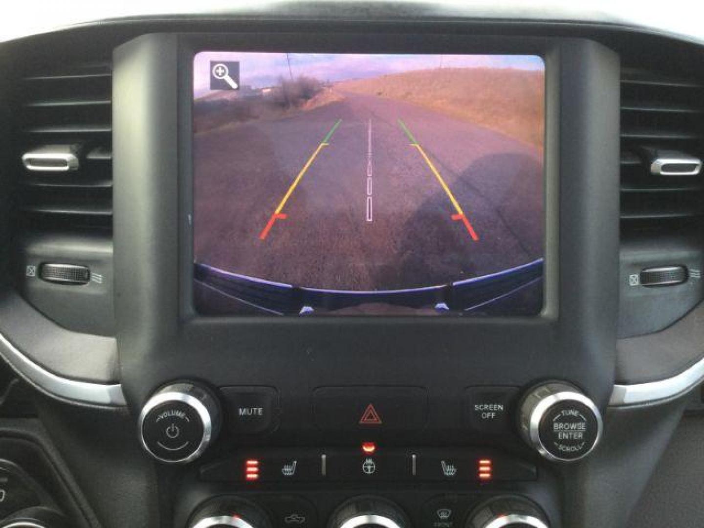 2019 Patriot Blue Pearlcoat /Diesel Gray/Black Ram 1500 Big Horn/Lone Star Crew Cab 4x4 5'7 Box (1C6SRFFT6KN) with an HEMI 5.7L V-8 variable valve control engine, 8-Speed Automatic transmission, located at 1801 Main Street, Lewiston, 83501, (208) 743-9371, 46.417065, -117.004799 - Photo#18