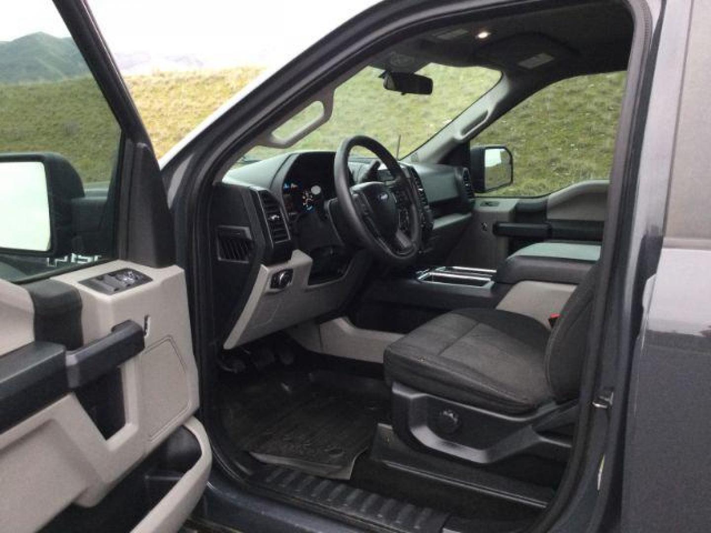 2017 Lithium Gray /Black Ford F-150 XL SuperCrew 4WD (1FTEW1EF6HK) with an 5.0L V8 engine, 6-Speed Automatic transmission, located at 1801 Main Street, Lewiston, 83501, (208) 743-9371, 46.417065, -117.004799 - Photo#3