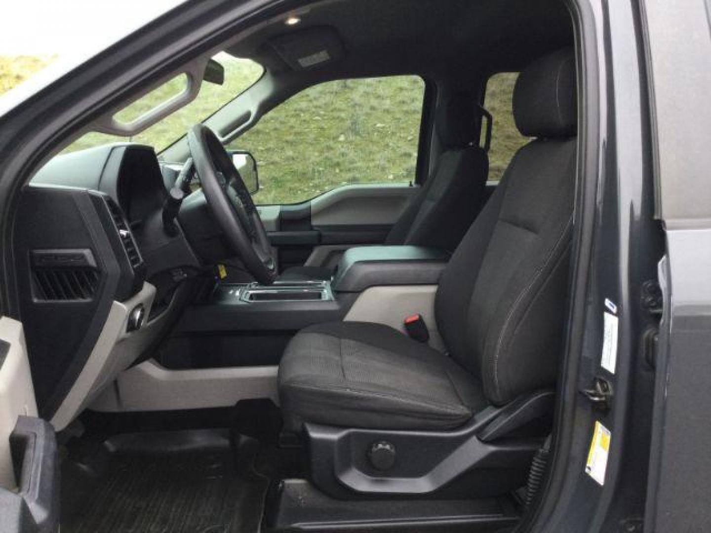 2017 Lithium Gray /Black Ford F-150 XL SuperCrew 4WD (1FTEW1EF6HK) with an 5.0L V8 engine, 6-Speed Automatic transmission, located at 1801 Main Street, Lewiston, 83501, (208) 743-9371, 46.417065, -117.004799 - Photo#4