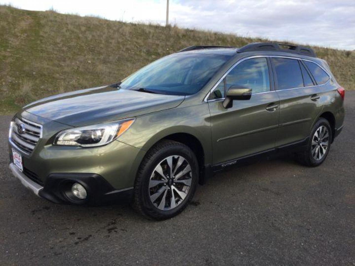 2016 Wilderness Green Metallic /Warm Ivory Leather, leather Subaru Outback 2.5i Limited (4S4BSANC3G3) with an 2.5L H4 DOHC 16V engine, Continuously Variable Transmission transmission, located at 1801 Main Street, Lewiston, 83501, (208) 743-9371, 46.417065, -117.004799 - Photo#0