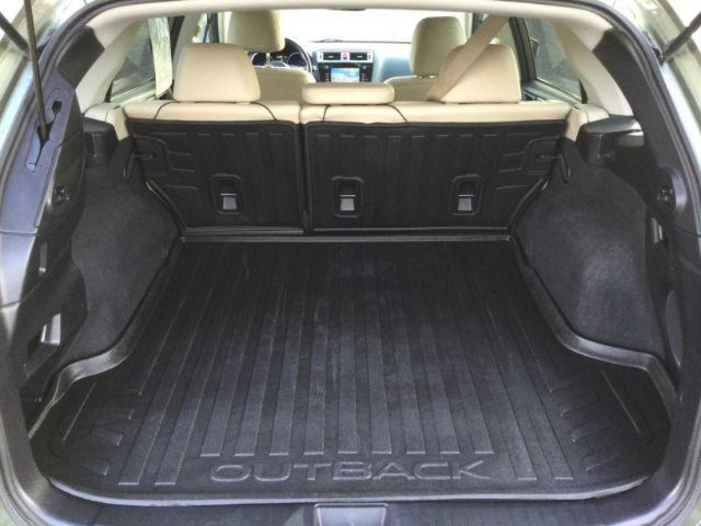 2016 Wilderness Green Metallic /Warm Ivory Leather, leather Subaru Outback 2.5i Limited (4S4BSANC3G3) with an 2.5L H4 DOHC 16V engine, Continuously Variable Transmission transmission, located at 1801 Main Street, Lewiston, 83501, (208) 743-9371, 46.417065, -117.004799 - Photo#14