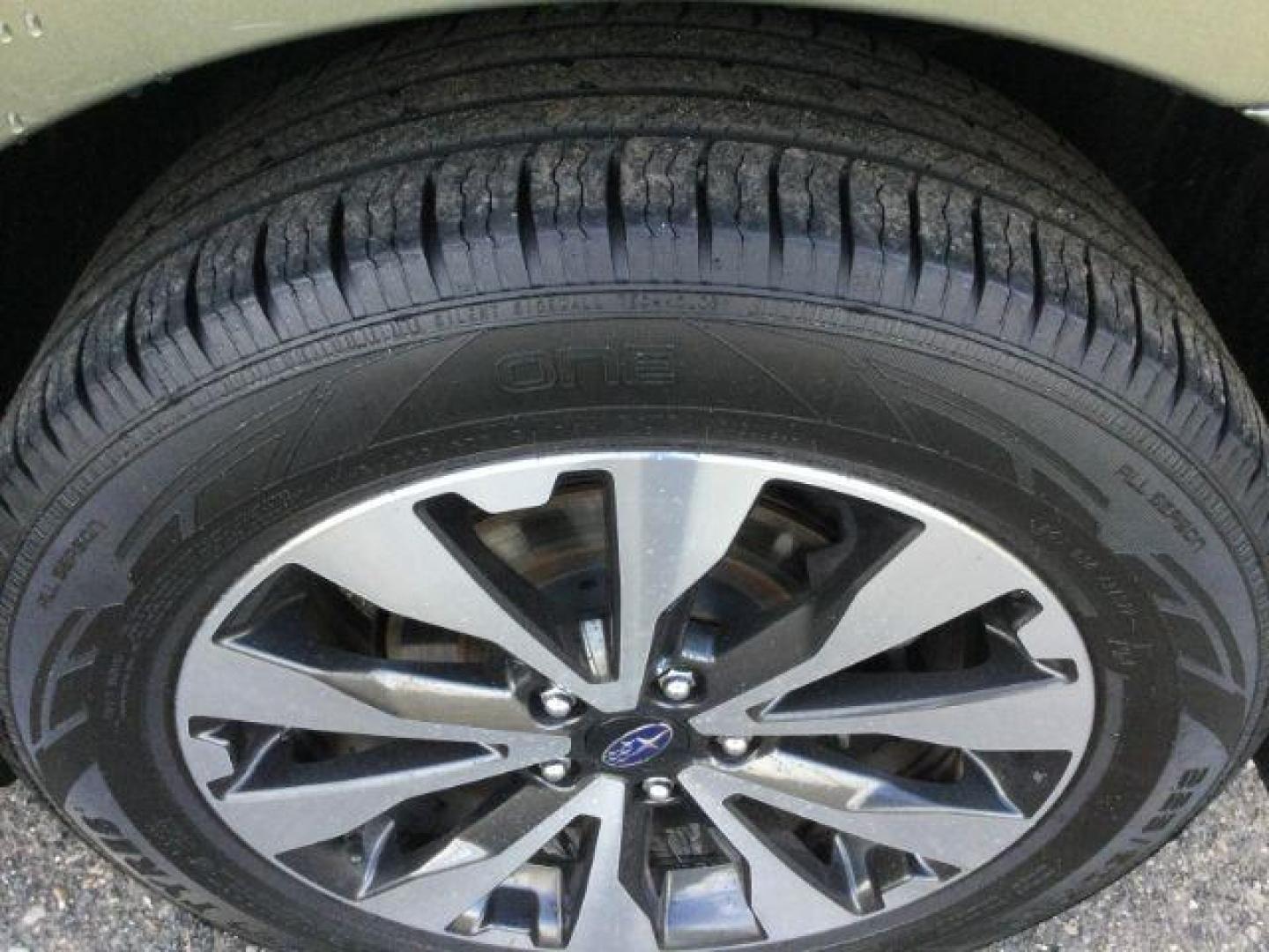 2016 Wilderness Green Metallic /Warm Ivory Leather, leather Subaru Outback 2.5i Limited (4S4BSANC3G3) with an 2.5L H4 DOHC 16V engine, Continuously Variable Transmission transmission, located at 1801 Main Street, Lewiston, 83501, (208) 743-9371, 46.417065, -117.004799 - Photo#24