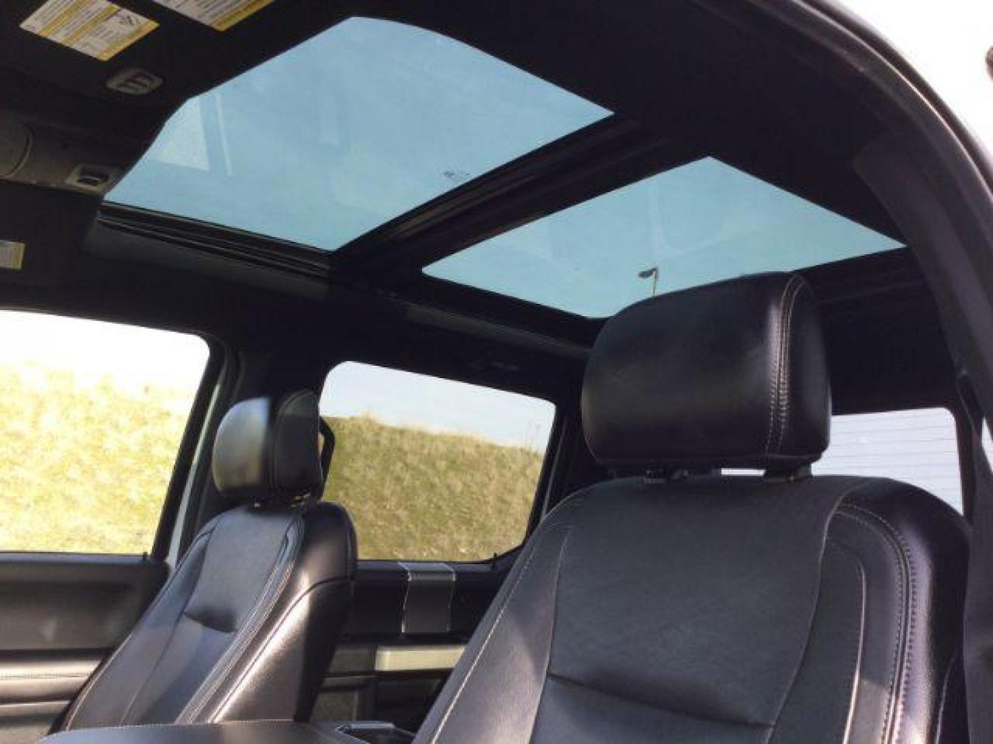 2015 Oxford White /Black Leather Ford F-150 Lariat SuperCrew 5.5ft Bed 4WD (1FTEW1EG1FK) with an EcoBoost 3.5L V-6 gasoline direct injection engine, 6-Speed Automatic transmission, located at 1801 Main Street, Lewiston, 83501, (208) 743-9371, 46.417065, -117.004799 - Photo#8