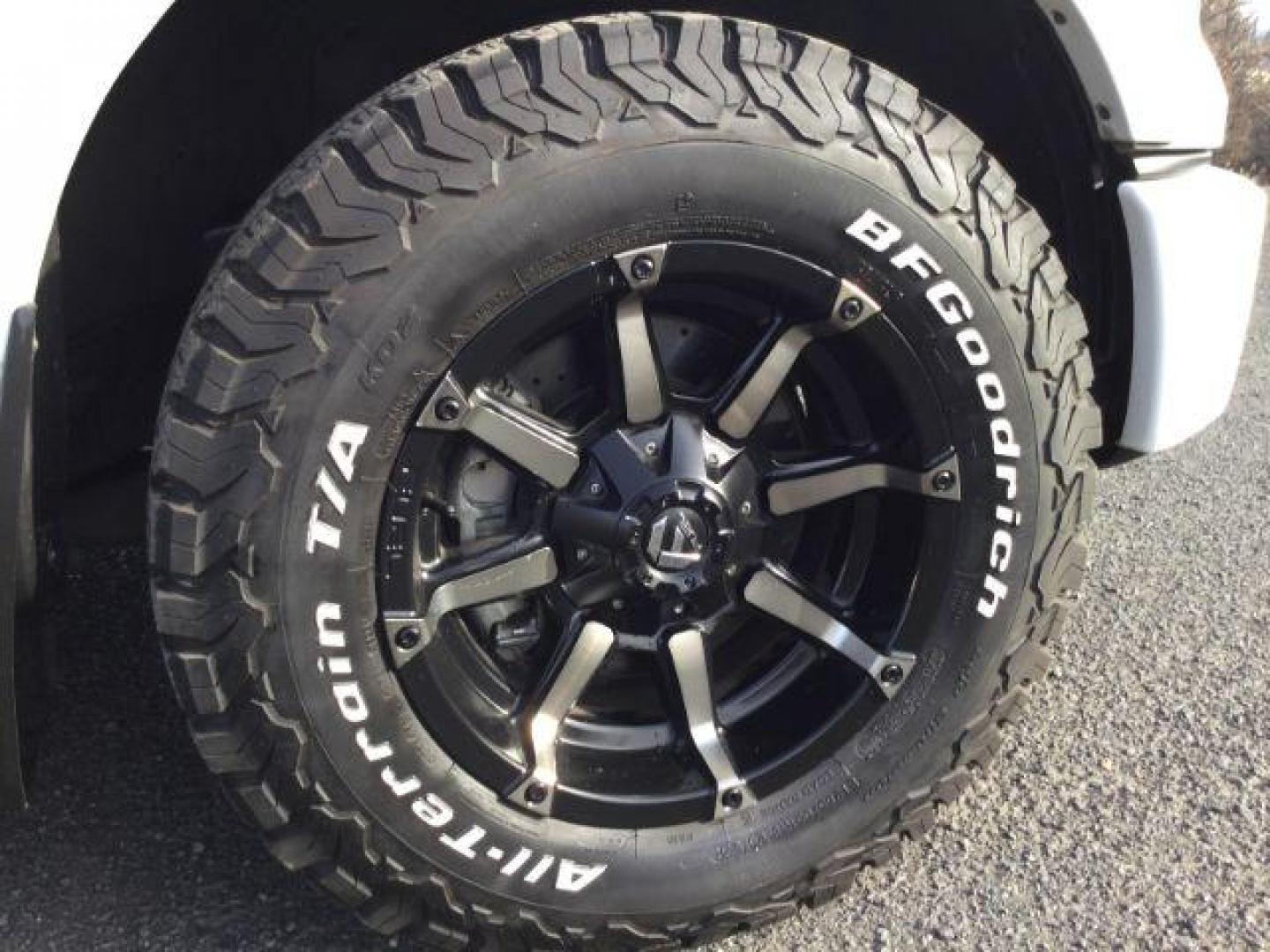 2015 Oxford White /Black Leather Ford F-150 Lariat SuperCrew 5.5ft Bed 4WD (1FTEW1EG1FK) with an EcoBoost 3.5L V-6 gasoline direct injection engine, 6-Speed Automatic transmission, located at 1801 Main Street, Lewiston, 83501, (208) 743-9371, 46.417065, -117.004799 - Photo#22