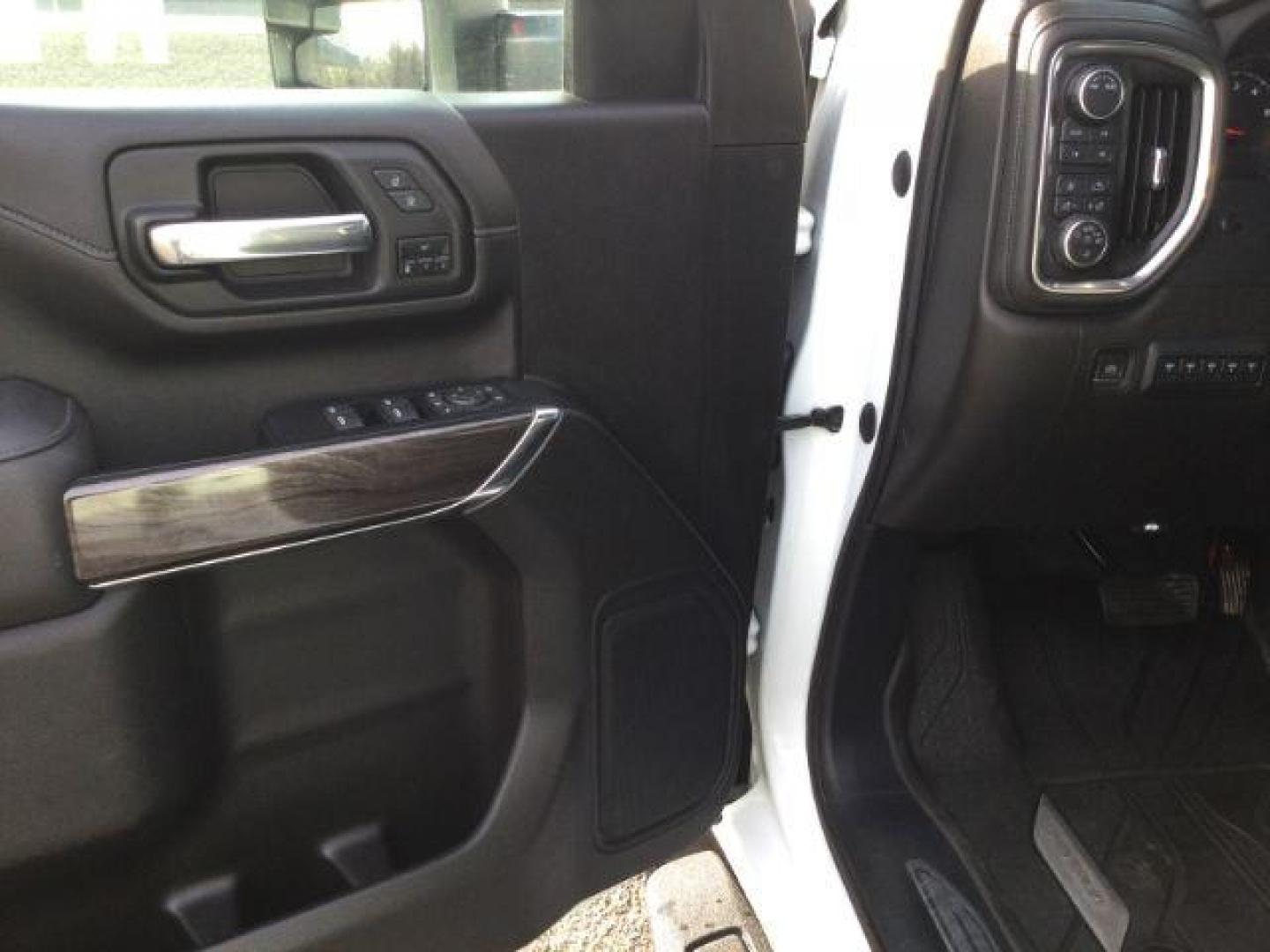 2023 Summit White /Jet Black Chevrolet Silverado 3500HD Crew Cab LTZ Long Bed 4x4 (1GC4YUEY1PF) with an Duramax 6.6L V-8 diesel direct injection engine, 10-speed automatic transmission, located at 1801 Main Street, Lewiston, 83501, (208) 743-9371, 46.417065, -117.004799 - Photo#22