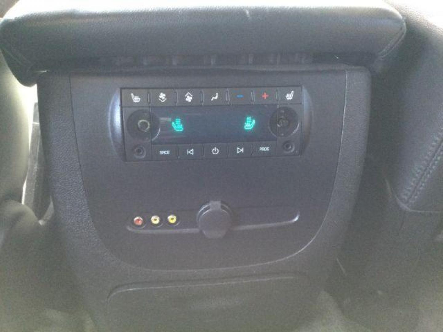 2008 Graystone Metallic /Ebony Leather Interior Chevrolet Tahoe LTZ 4WD (1GNFK13028J) with an 5.3L V8 OHV 16V FFV engine, 4-Speed Automatic transmission, located at 1801 Main Street, Lewiston, 83501, (208) 743-9371, 46.417065, -117.004799 - Photo#7