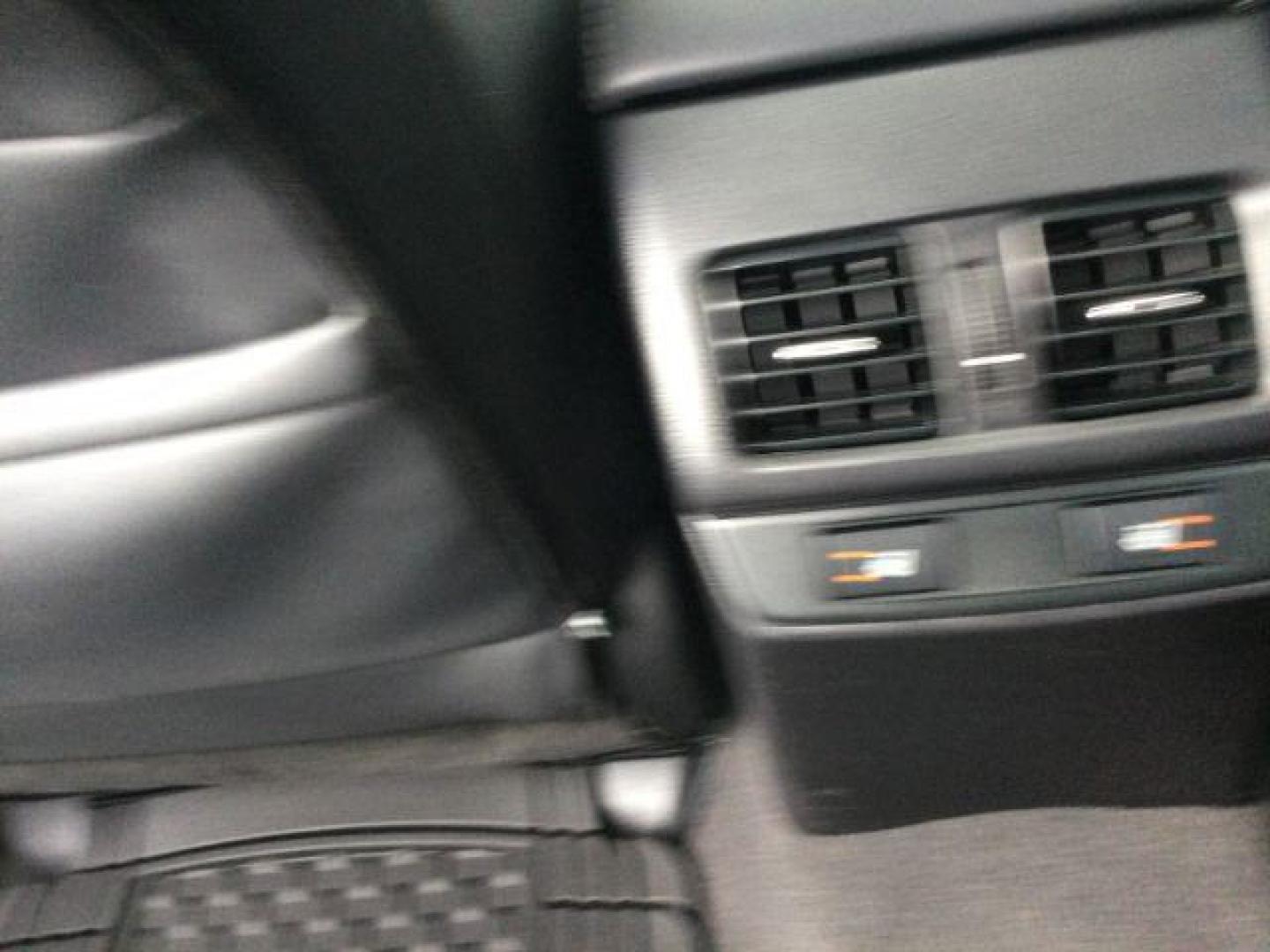 2016 Twilight Blue Metallic /Slate Black Subaru Outback 2.5i Limited (4S4BSANC9G3) with an 2.5L H-4 DOHC engine, Continuously Variable Transmission transmission, located at 1801 Main Street, Lewiston, 83501, (208) 743-9371, 46.417065, -117.004799 - Photo#7