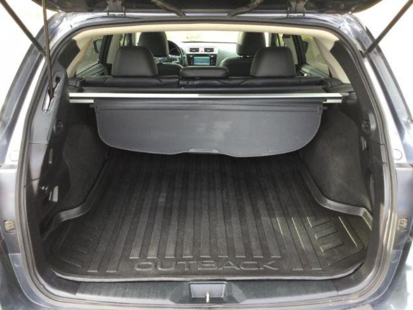 2016 Twilight Blue Metallic /Slate Black Subaru Outback 2.5i Limited (4S4BSANC9G3) with an 2.5L H-4 DOHC engine, Continuously Variable Transmission transmission, located at 1801 Main Street, Lewiston, 83501, (208) 743-9371, 46.417065, -117.004799 - Photo#14