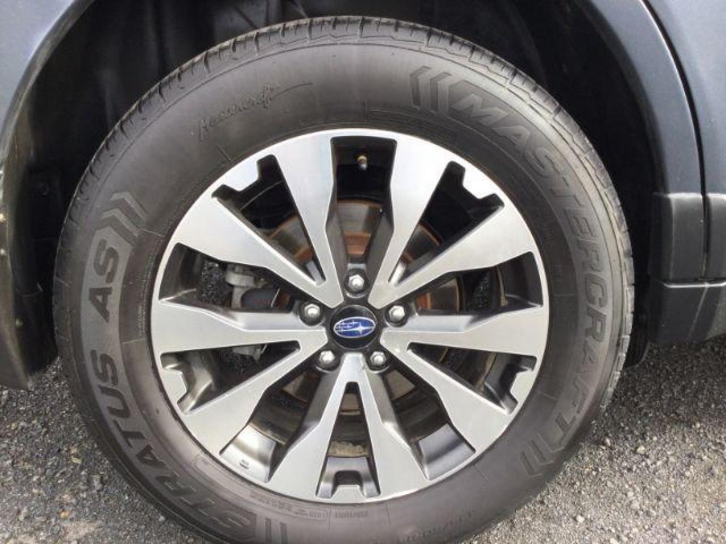 2016 Twilight Blue Metallic /Slate Black Subaru Outback 2.5i Limited (4S4BSANC9G3) with an 2.5L H-4 DOHC engine, Continuously Variable Transmission transmission, located at 1801 Main Street, Lewiston, 83501, (208) 743-9371, 46.417065, -117.004799 - Photo#17