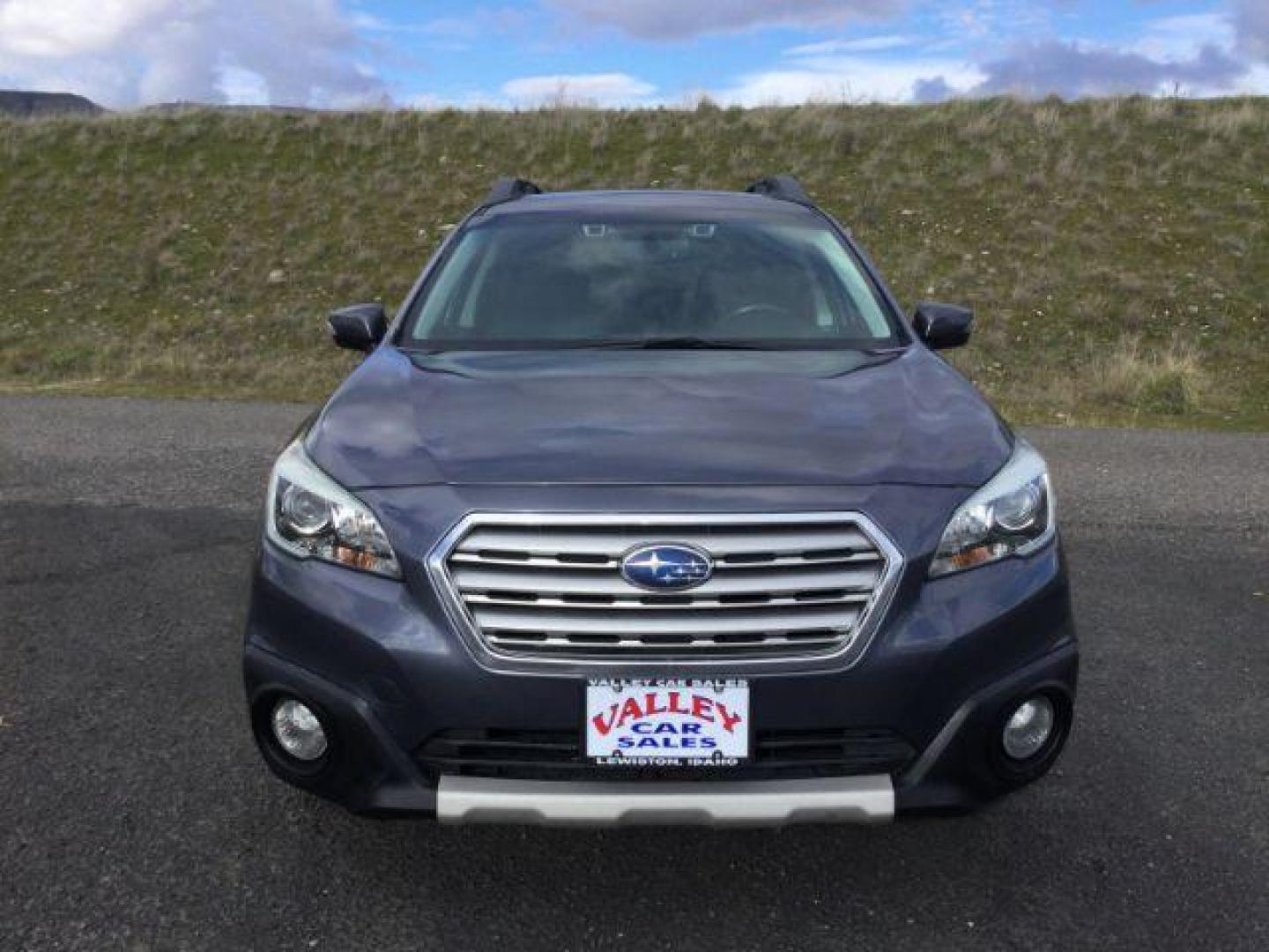 2016 Twilight Blue Metallic /Slate Black Subaru Outback 2.5i Limited (4S4BSANC9G3) with an 2.5L H-4 DOHC engine, Continuously Variable Transmission transmission, located at 1801 Main Street, Lewiston, 83501, (208) 743-9371, 46.417065, -117.004799 - Photo#19