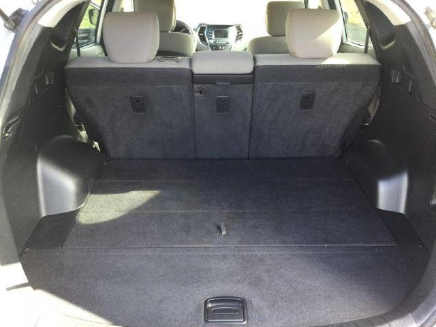 2018 Sparkling Silver /Gray Hyundai Santa Fe Sport 2.4L (5XYZTDLB0JG) with an Theta II 2.4L I-4 gasoline direct injection engine, 6-Speed Automatic transmission, located at 1801 Main Street, Lewiston, 83501, (208) 743-9371, 46.417065, -117.004799 - Photo#12