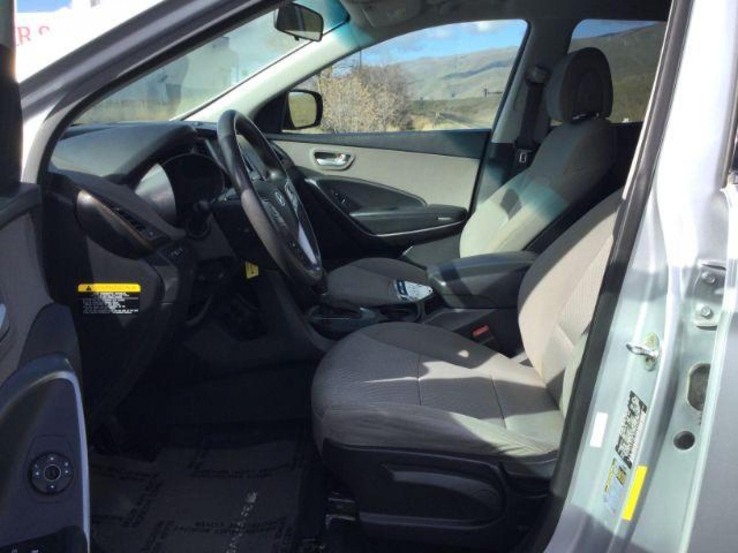 2018 Sparkling Silver /Gray Hyundai Santa Fe Sport 2.4L (5XYZTDLB0JG) with an Theta II 2.4L I-4 gasoline direct injection engine, 6-Speed Automatic transmission, located at 1801 Main Street, Lewiston, 83501, (208) 743-9371, 46.417065, -117.004799 - Photo#17