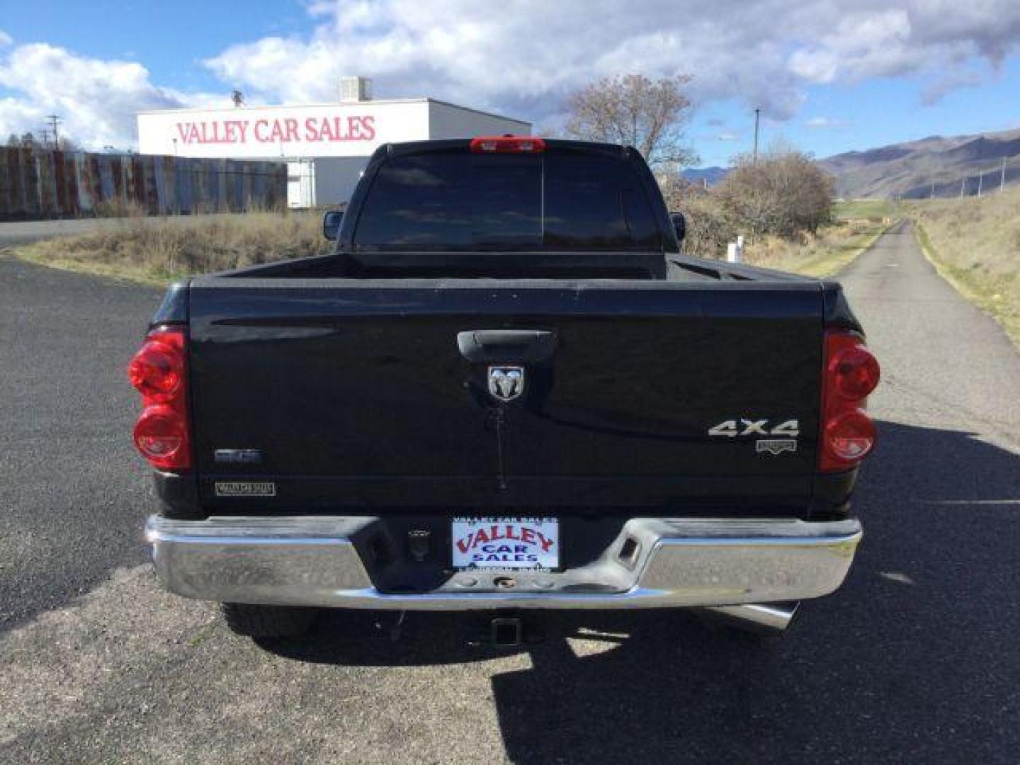 2009 Brilliant Black Crystal Pearlcoat Dodge Ram 2500 Laramie (3D7KS28L09G) , located at 1801 Main Street, Lewiston, 83501, (208) 743-9371, 46.417065, -117.004799 - Photo#10