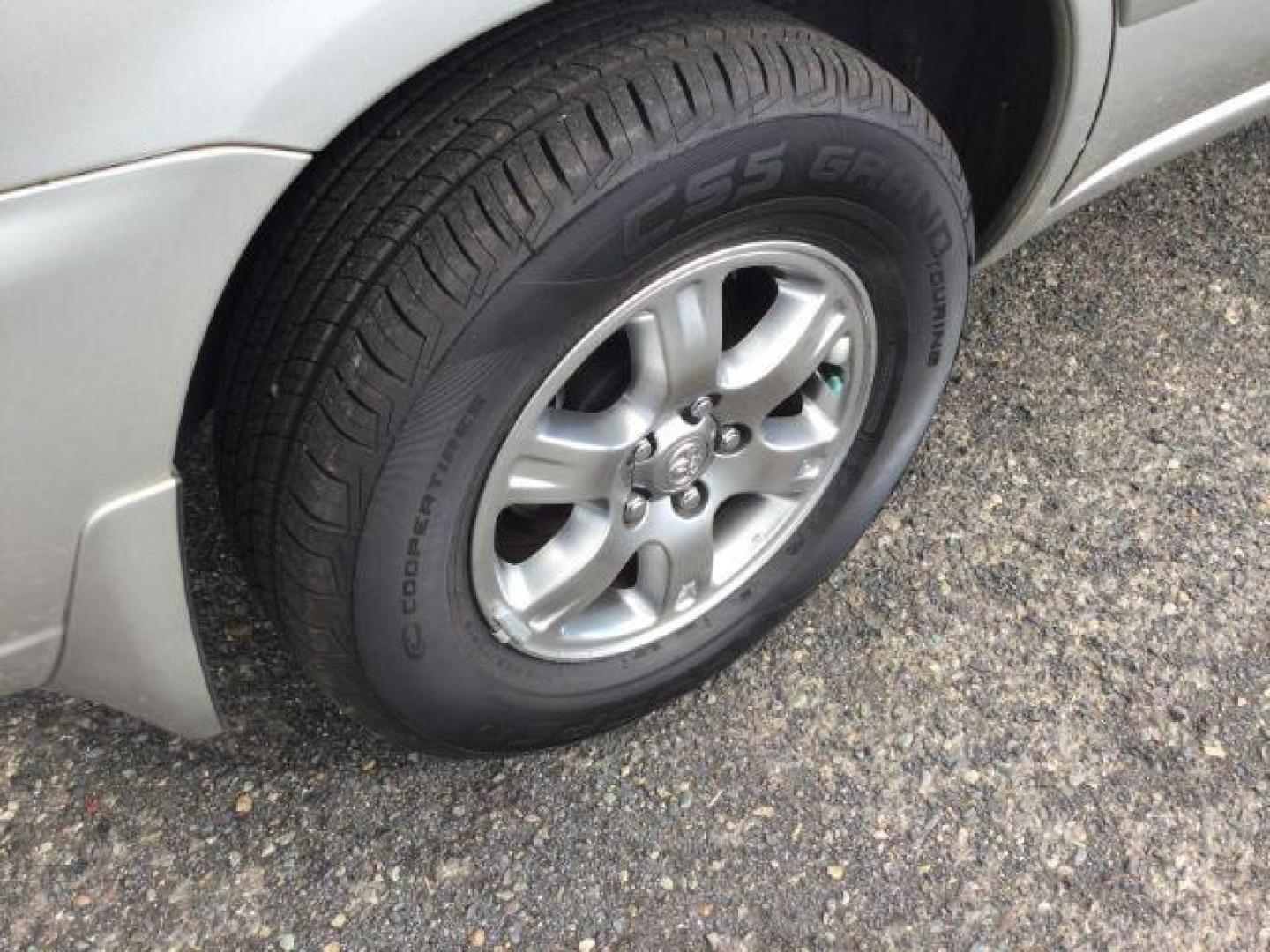 2006 Millennium Silver Metallic Toyota Highlander Sport V6 (JTEEP21A560) with an 3.3L V-6 DOHC engine, located at 1801 Main Street, Lewiston, 83501, (208) 743-9371, 46.417065, -117.004799 - Photo#23