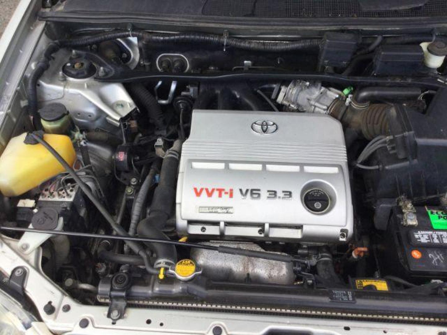 2006 Millennium Silver Metallic Toyota Highlander Sport V6 (JTEEP21A560) with an 3.3L V-6 DOHC engine, located at 1801 Main Street, Lewiston, 83501, (208) 743-9371, 46.417065, -117.004799 - Photo#27