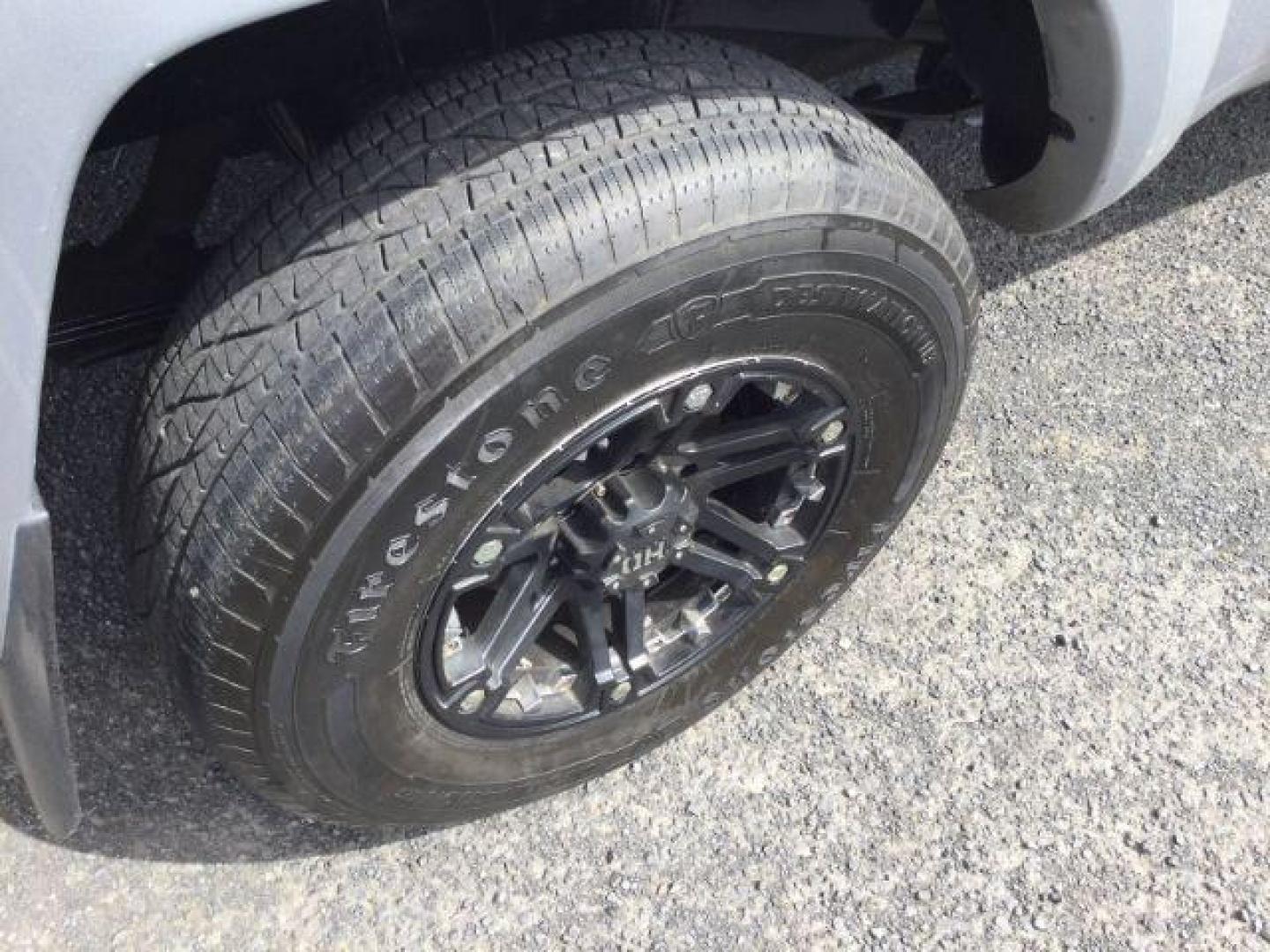 2014 SILVER /Graphite Toyota Tacoma Double Cab Long Bed V6 5AT 4WD (5TFMU4FNXEX) with an 4.0L V6 DOHC 24V engine, 5-Speed Automatic transmission, located at 1801 Main Street, Lewiston, 83501, (208) 743-9371, 46.417065, -117.004799 - Photo#12