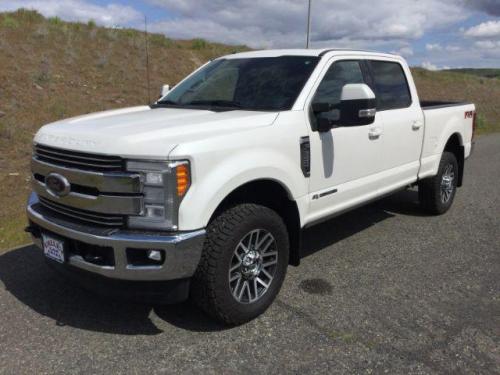 2017 Ford F-350 Lariat Crew Cab 4WD