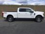 2017 White Platinum Metallic Tri-Coat /Black Ford F-350 Lariat Crew Cab 4WD (1FT8W3BT5HE) with an Powerstroke 6.7L V-8 diesel direct injection engine, 6-Speed Automatic transmission, located at 1801 Main Street, Lewiston, 83501, (208) 743-9371, 46.417065, -117.004799 - Photo#3